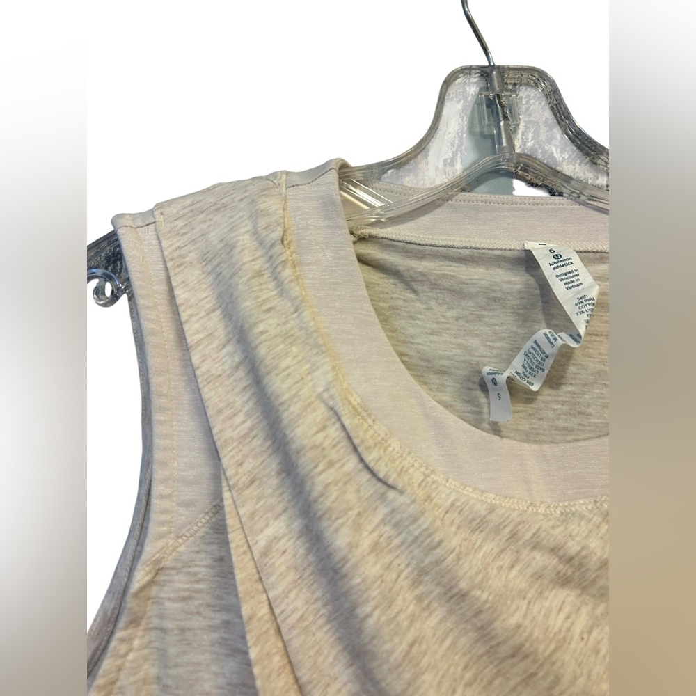 Lululemon To Class Tee - Heathered Dune / Dune - Picture 12 of 15